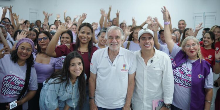Gobernador Verano entregó la Casa de la Mujer Empoderada y un Punto Violeta Seguro en Polonuevo