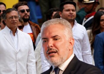 “Su estilo es destruir”: Duque a Petro tras su salida de la Casa de Nariño