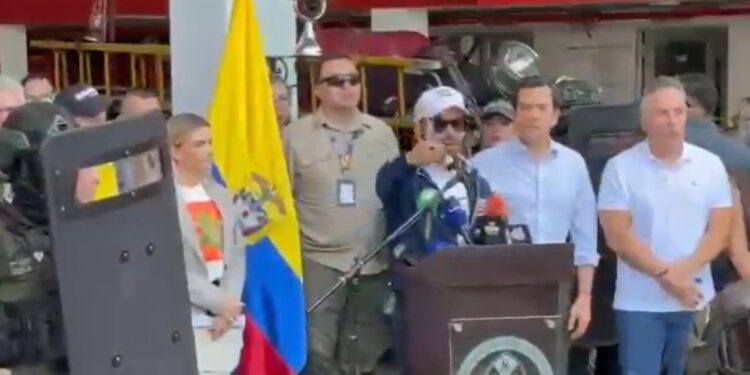 De La Espriella anuncia alivios en servicios públicos y subsidio de arriendo para damnificados en Risaralda