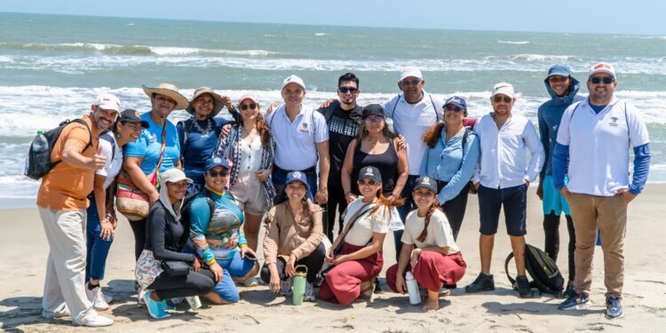 Gobernación abre oportunidades comerciales para el turismo comunitario de Punta Astilleros