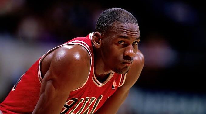 El jersey de Michael Jordan podría romper todos los récords en una histórica subasta