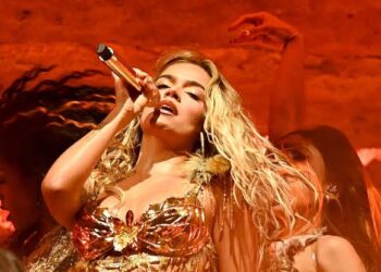 Karol G abre una nueva etapa musical con el lanzamiento de ‘No me arrepiento de sentir tanto’