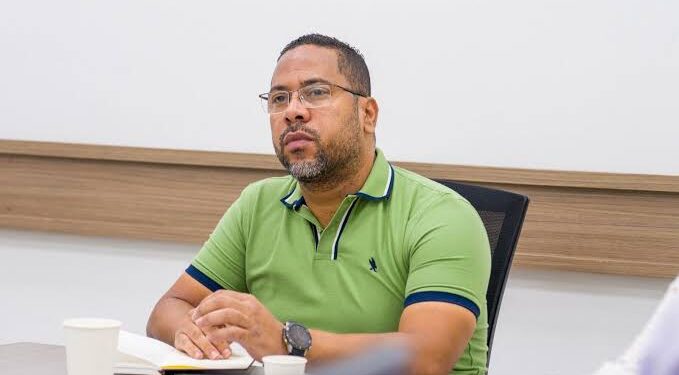 Leyton Barrios retoma la rectoría de Uniatlántico y llama a recuperar la unidad institucional