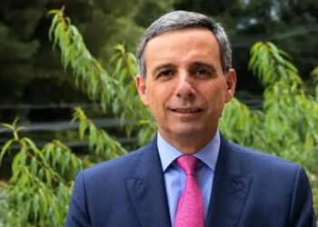 Miguel Gómez debuta como ministro de Hacienda con el presupuesto de 2027 bajo fuego en el Congreso
