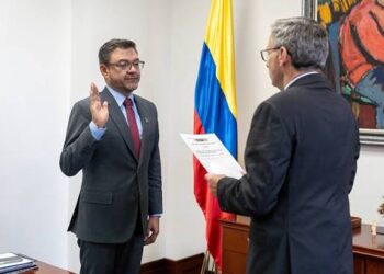 Richard Caicedo asume el ICETEX y promete llevar más oportunidades de educación superior a las regiones