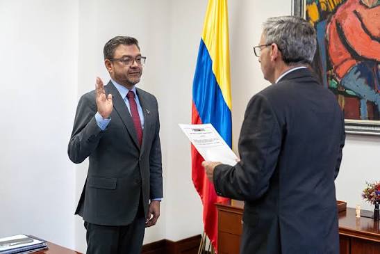 Richard Caicedo asume el ICETEX y promete llevar más oportunidades de educación superior a las regiones