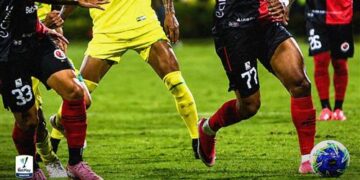 Fútbol colombiano se aplaza nuevamente