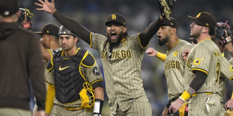 Los Padres cambian de dueño en una operación récord para la MLB
