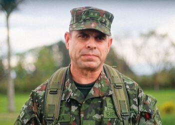 General Federico Mejía quedaría sin cupo en el Ejército tras imputación de la Fiscalía: crece la tensión en la cúpula militar