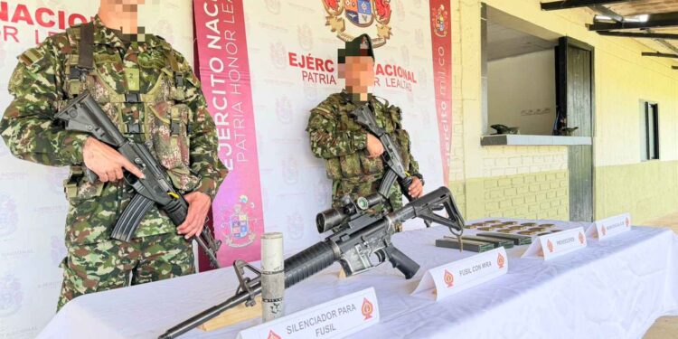 Ejército Nacional intensifica operaciones militares en el cañón del Micay: 41 integrantes se presentan y 9 menores son recuperados de estructura al servicio de alias Iván Mordisco