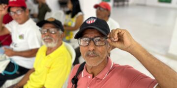 Gobernación del Atlántico responde a las necesidades visuales de personas mayores de 16 municipios