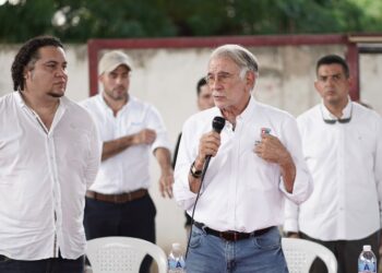 Gobernación del Atlántico presenta plan de acción para atender la crisis de agua potable en el corregimiento de Leña