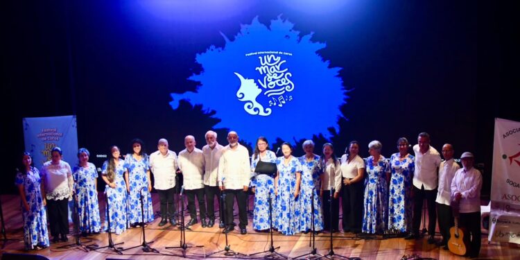 El Atlántico reúne 600 voces para celebrar los 20 años del Festival Un Mar de Voces