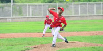 Manatí encendió la emoción del béisbol con el inicio de Batea Atlántico 2026