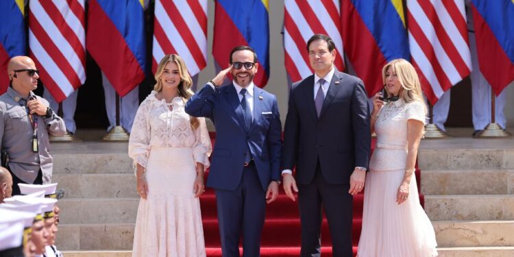 Marco Rubio ya está reunido con Abelardo De La Espriella en Barranquilla: así avanza el encuentro clave con Estados Unidos