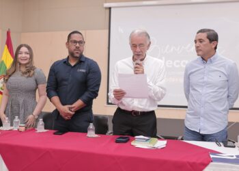 Gobernador Eduardo Verano propone plan estratégico operativo tras la posesión de nueve decanos en la Universidad del Atlántico