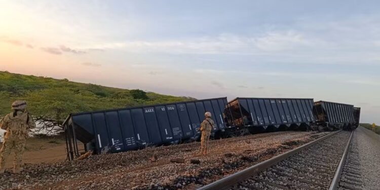 Atentado contra la vía férrea de Cerrejón deja daños y obliga a evacuar trabajadores en Uribia