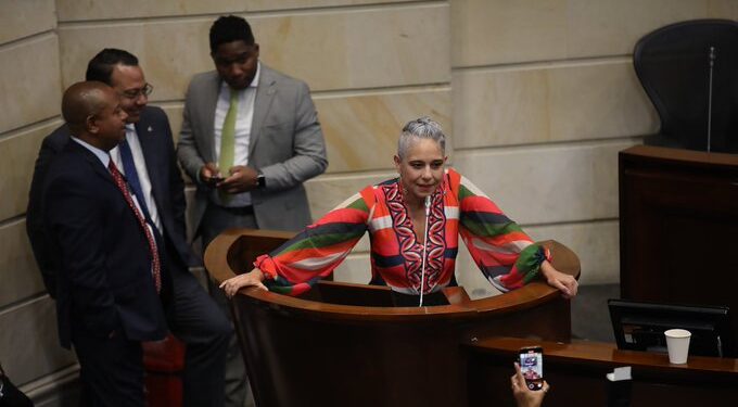 La razón por la que María José Pizarro siguió presidiendo el Senado pese a que el Consejo de Estado anuló su elección