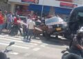 Choque entre bus de Transmetro y camioneta se registra en la vía Murillo