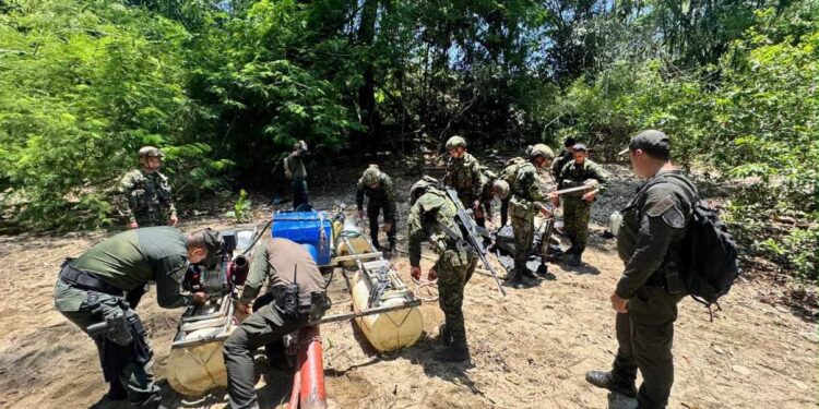 Ejército Nacional captura a tres personas durante operación contra la explotación ilícita de yacimientos mineros en Caldas