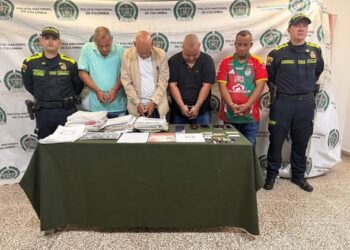 Desarticulan red transnacional que traficaba migrantes y falsificaba documentos