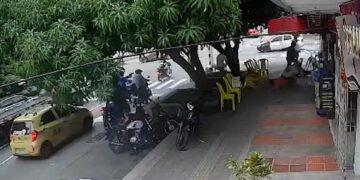 Sicarios persiguieron y balearon a un hombre en plena vía pública del barrio Recreo
