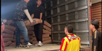 Alcaldía de Barranquilla envió 22 toneladas de cemento y 9.000 bloques para aportar a la reconstrucción de afectados por el terremoto