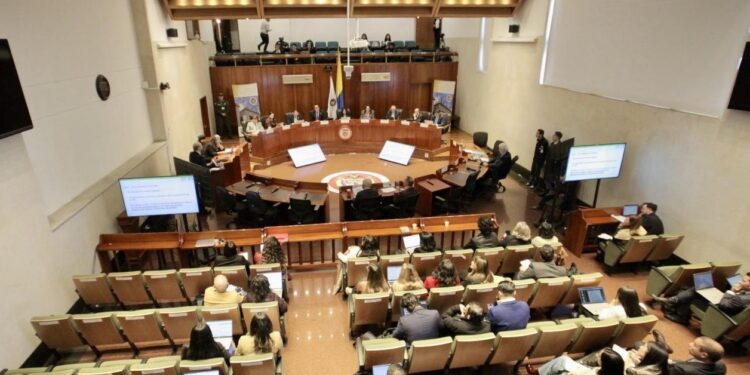 MinHacienda advierte impacto de $5 billones y pide a la Corte revisar la reforma pensional