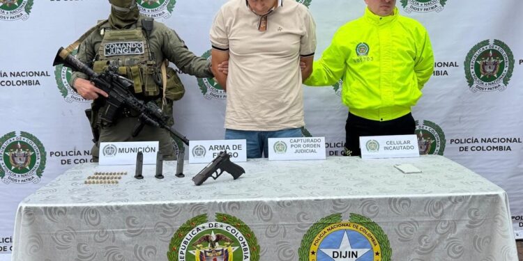 Capturan en Medellín a alias ‘El Flaco’, señalado cabecilla de ‘La Miel’: llevaba más de 25 años delinquiendo