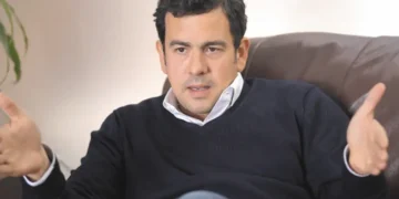 Gobierno de Abelardo De La Espriella apelará fallo que frena bombardeos ante presencia de menores reclutados