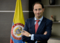 Gobierno anuncia entrada en fase de reconstrucción a un mes del terremoto: Vicepresidente Restrepo retorna a Arma y confirma recuperación de colegio