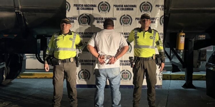 Golpe estratégico al narcotráfico en Quindío: incautados 650 kilos de cocaína ocultos en camión cisterna