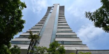 Gobernación del Atlántico busca transformar el emblemático edificio Miss Universo en un moderno hub tecnológico