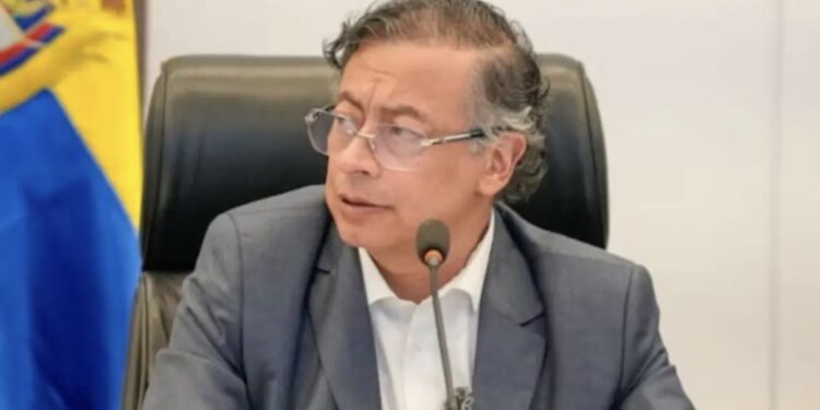 Fiscalía compulsa copias ante la Comisión de Acusación para investigar al expresidente Gustavo Petro por la muerte e historia clínica del menor Kevin Acosta