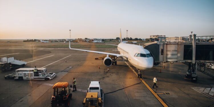 Frustran intento de atentado terrorista en vuelo Dubái-Tel Aviv tras reacción de la tripulación y pasajeros a bordo