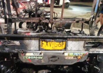 Tragedia en la vía Oriental: dos hombres murieron tras choque entre moto y motocarro en Santo Tomás