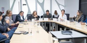 Personeros de la Costa llevan a la CREG el reclamo contra cobro por alto consumo de energía