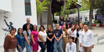 Barranquilla amplía la enseñanza del francés en colegios oficiales con L’École de BAQ 2.0