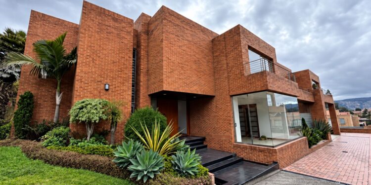 Subastan más de 30 inmuebles en Colombia desde $29 millones: así puede participar