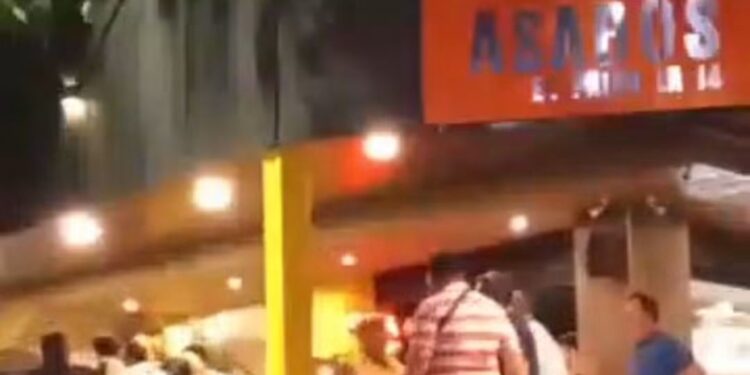 Atentado a bala dentro de un establecimiento en La Unión deja una persona gravemente herida