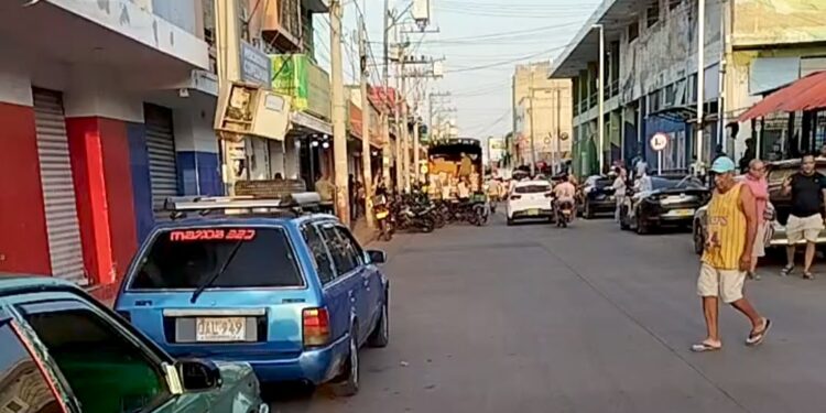 Mercado Público de Santa Marta vuelve a la actividad: comerciantes reabren sus negocios