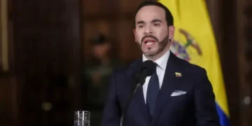“Se acabaron los privilegios para corruptos”: De la Espriella ordena trasladar a cárceles ordinarias a detenidos