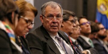 De La Espriella oficializa a Alejandro Ordóñez como embajador ante la OEA