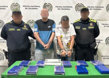 Dos capturados en Barranquilla tras ser sorprendidos con 10 paquetes de presunta base de coca