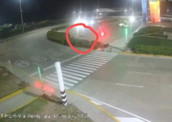 Motociclista salió disparado tras chocar contra bordillo en la rotonda de la Ventana al Mundo