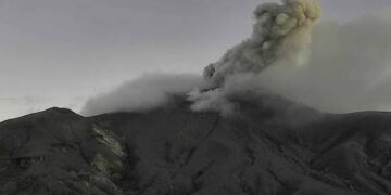 Destellos y luces sorprenden en el Volcán Puracé: ¿qué está ocurriendo en el cráter?