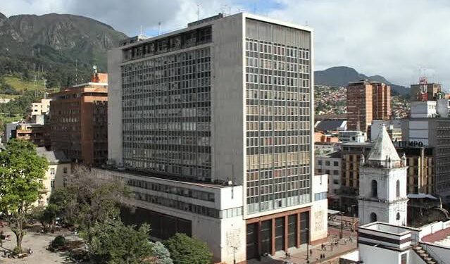 Banco de la República sube la tasa de interés a 12,25 % ante el repunte de la inflación