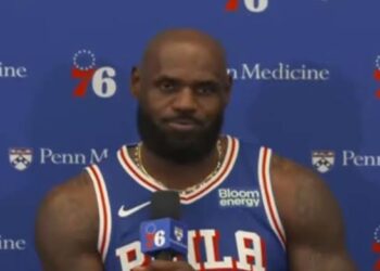 LeBron James deja claro que no llegó a Filadelfia para quedarse en segunda ronda