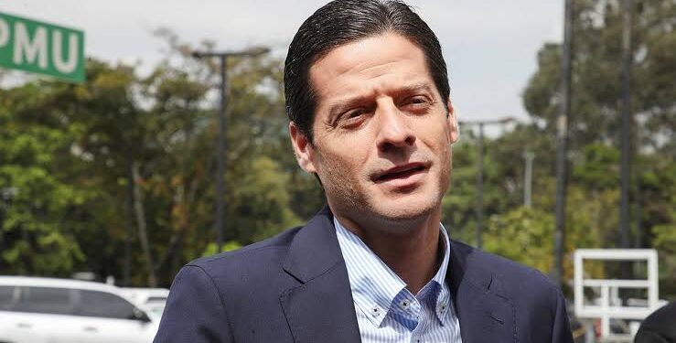 Gobierno de De la Espriella retira a todos los delegados de Petro en las cámaras de comercio