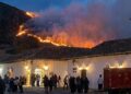 Baja la intensidad del incendio en Villa de Leyva y 350 personas se alistan para combatirlo